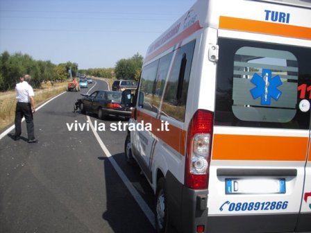 Incidente_Prov._Conversano_Turi_foto_vivilastrada.it_