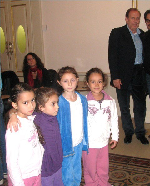 Le_piccole_allieve_con_Mirabella