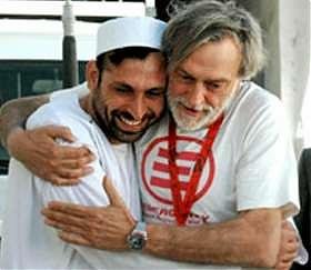 GINO_STRADA_ABBRACCIO