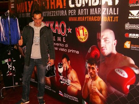 Il M Antonio Albanese