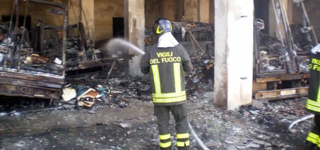 Incendio-formaggi-turi